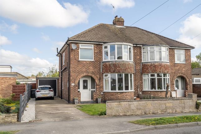 Priory Wood Way, Huntington, York... 3 bed semi