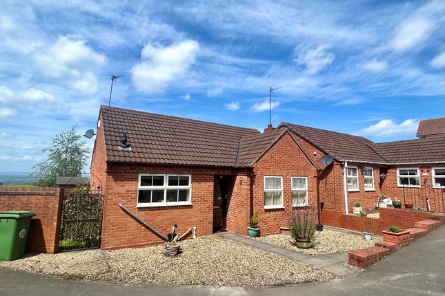 Duke Street, Upper Gornal DY3 2 bed detached bungalow for sale