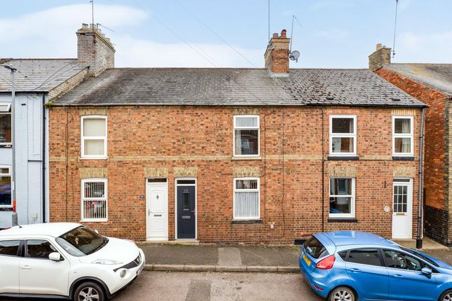 2 bedroom terraced house for sale