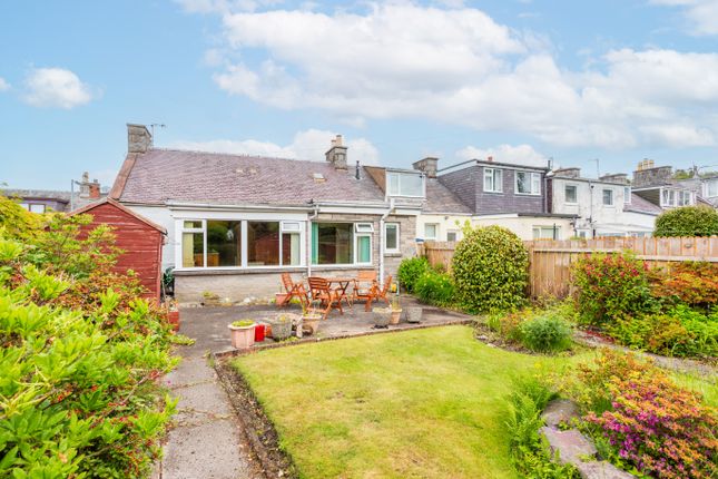 4 bedroom end of terrace house for sale