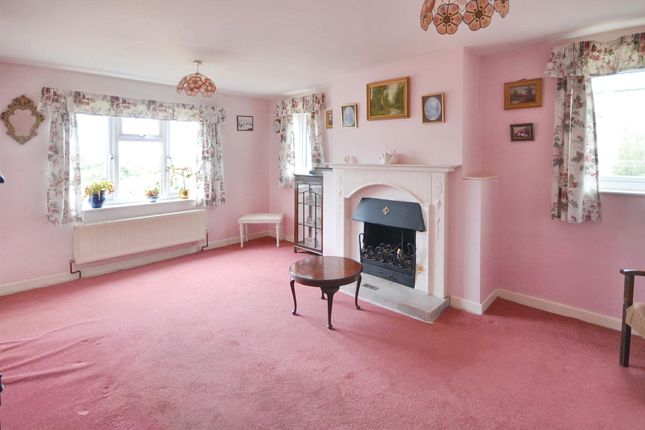 Kingston, Sturminster Newton 2 bed detached house for sale