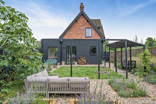 Ferry Road, Orford, Woodbridge, Suffolk 3 bed detached house for sale