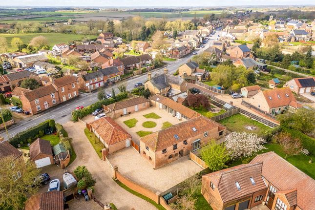 55 High Street, Lincoln LN4 4 bed barn conversion for sale