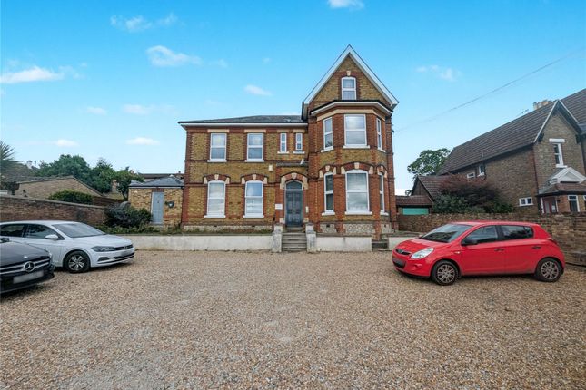 Lower Fant Road, Maidstone, Kent, ME16 2 bed apartment for sale