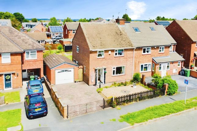 Bradgate Avenue, Thurmaston, LE4 3 bed semi