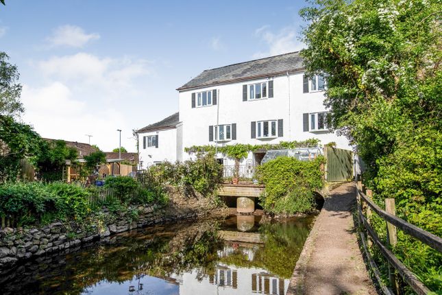 Lower Mill Lane, Cullompton EX15 6 bed detached house for sale