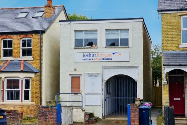 Detached house for sale