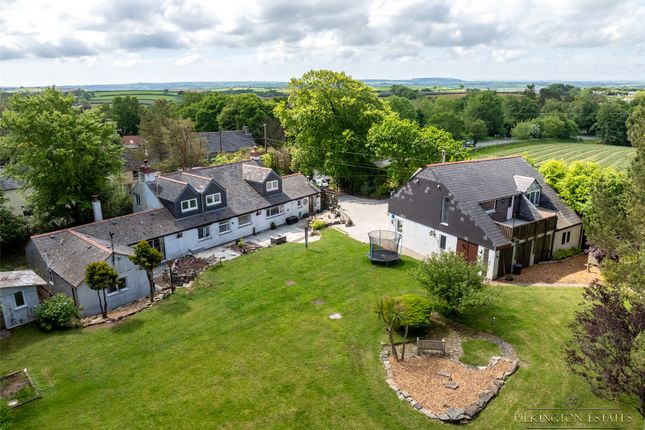 St. Ive, Cornwall PL14 8 bed detached house for sale