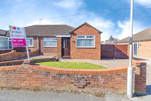 3 bedroom semi-detached bungalow for sale