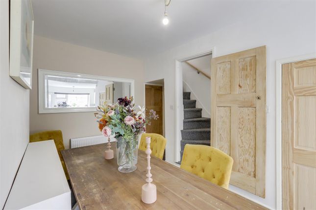 Wilton Terrace, Nottingham NG6 3 bed terraced house for sale