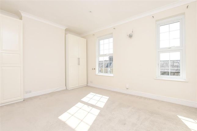 3 bed semi-detached house