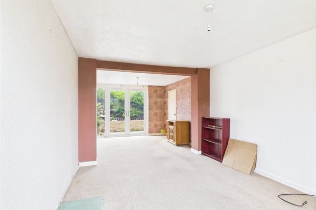Yew Tree Way, Churchdown, Gloucester... 4 bed semi