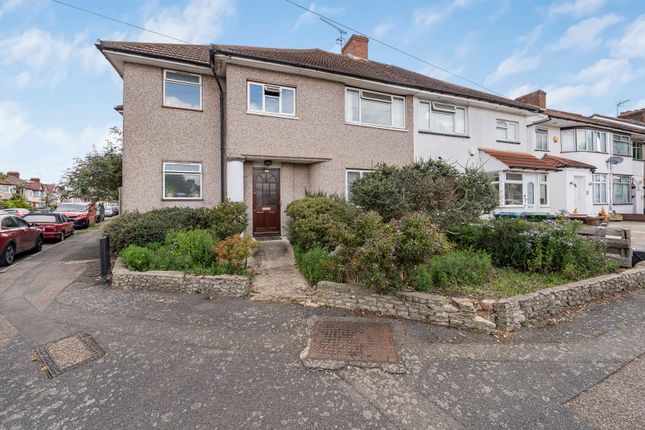 5 bedroom semi-detached house for sale