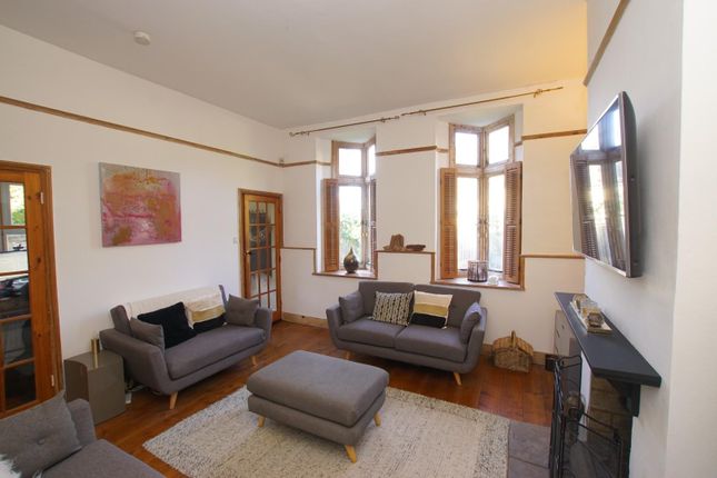 17 Fairfield Road, Eastbourne BN20 2 bed cottage for sale