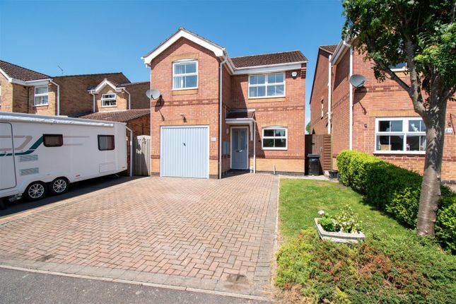 4 bed detached house