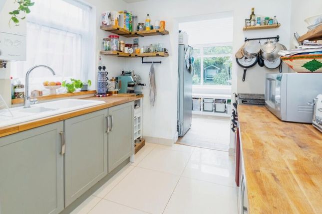 3 bed semi-detached house