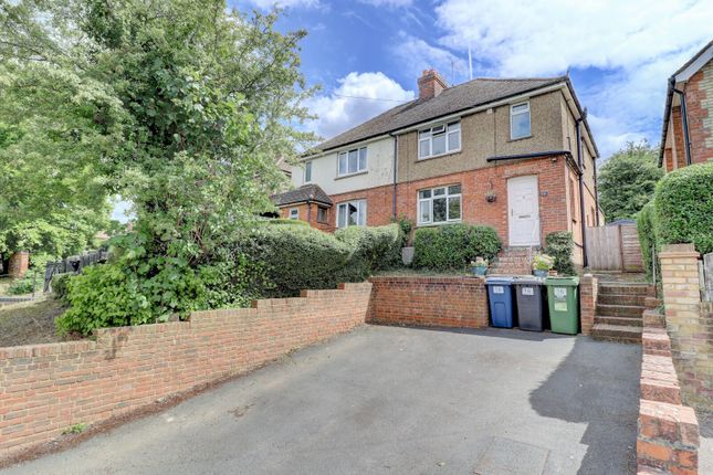 Sawpit Hill, Hazlemere HP15 3 bed semi