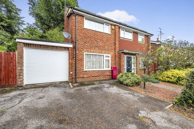 Linstead Road, Farnborough... 3 bed detached house for sale