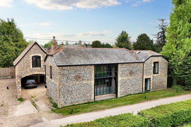 5 bedroom semi-detached house for sale