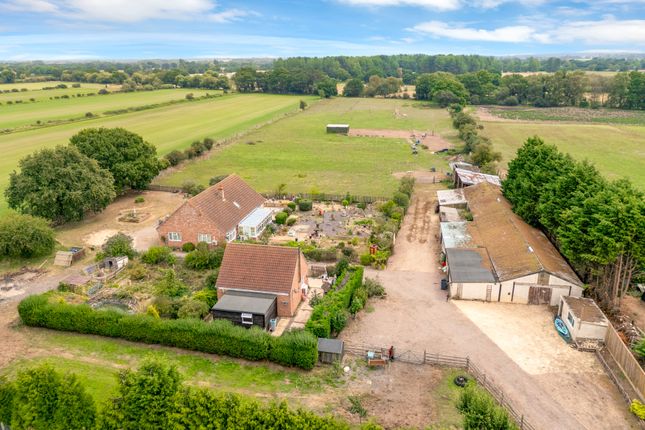New Lane, 1 NG23 4 bed detached bungalow for sale
