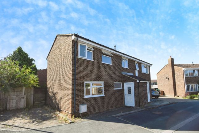 3 bedroom semi-detached house for sale