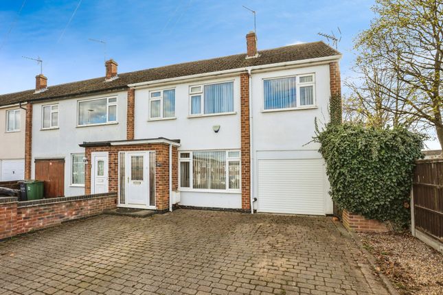 4 bedroom semi-detached house for sale