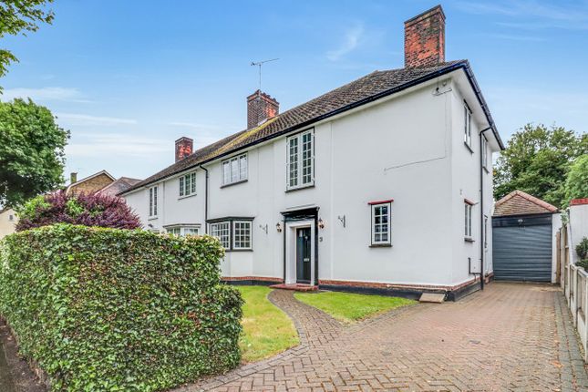 Barnstaple Road, Thorpe Bay SS1 4 bed semi