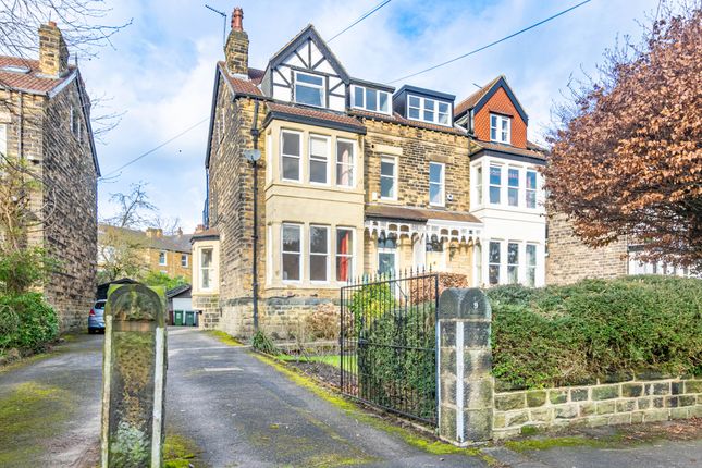 5 bedroom semi-detached house for sale