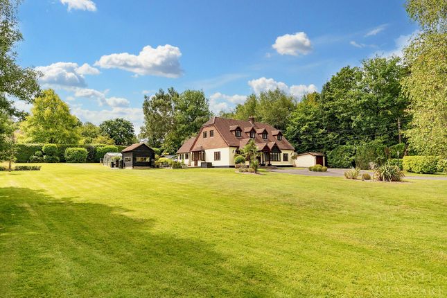 Cuttinglye Road, Crawley RH10 4 bed detached house for sale