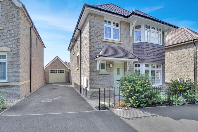 Rookabear Avenue, Barnstaple, Devon... 4 bed detached house for sale