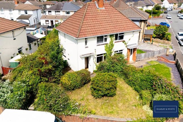 Gwalia Grove, Rhydfelin, Pontypridd... 2 bed detached house for sale