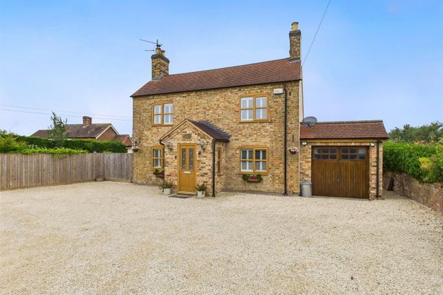 Walmore Hill, Minsterworth, Gloucester 3 bed detached house for sale