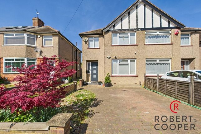 Woodlands Avenue, Eastcote, HA4 3 bed semi