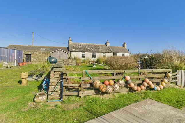 2 bed detached house