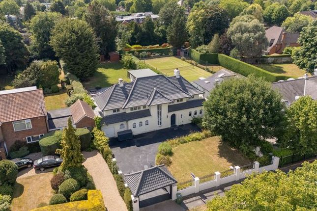 Thornton Grove, Hatch End 4 bed detached house for sale