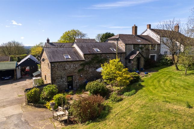 4 bed detached house