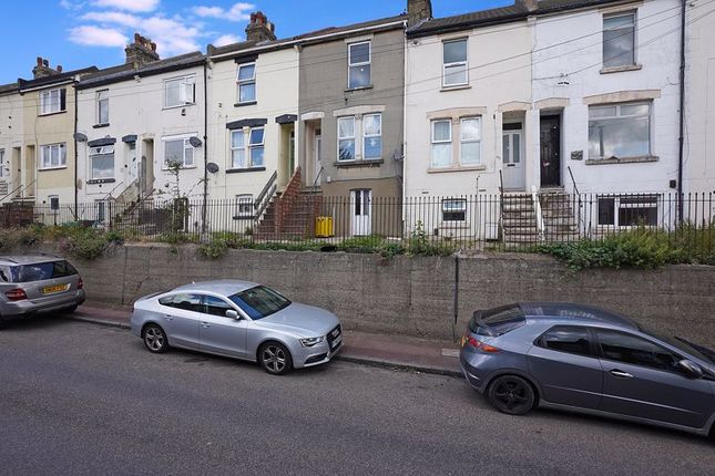 Upper Luton Road, Chatham 2 bed terraced house for sale