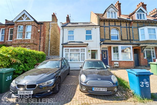 4 bedroom end of terrace house for sale