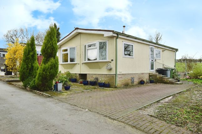 2 bedroom caravan for sale