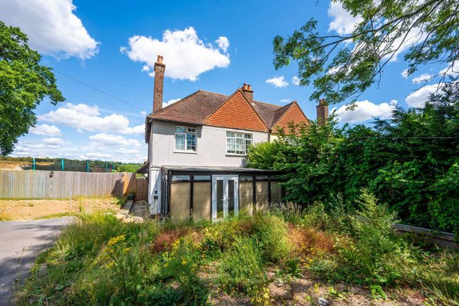 Fowlers Croft, Compton, Guildford, GU3 3 bed semi