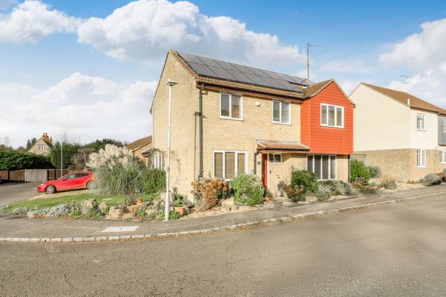Carters Close, Newport Pagnell MK16 4 bed detached house for sale
