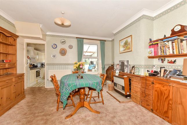 Somerset Road, Folkestone, Kent 3 bed end of terrace house for sale