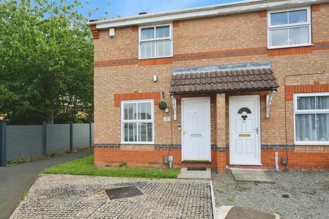 2 bedroom semi-detached house for sale
