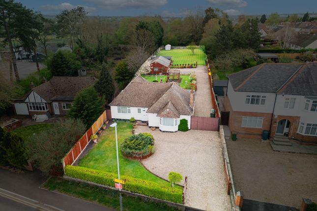 Ratby Lane, Kirby Muxloe, LE9 3 bed detached bungalow for sale