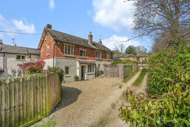 West End, Northampton NN6 5 bed detached house for sale