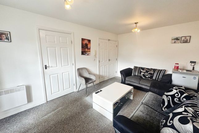 Whitehall Road, Lower Wortley 1 bed apartment for sale