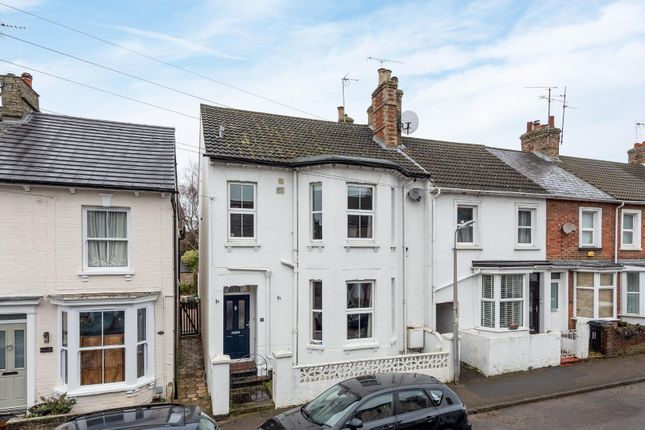4 bedroom end of terrace house for sale