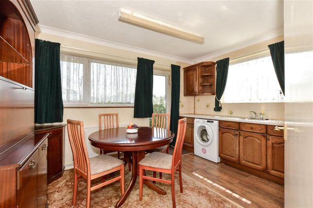 2 bed semi-detached bungalow