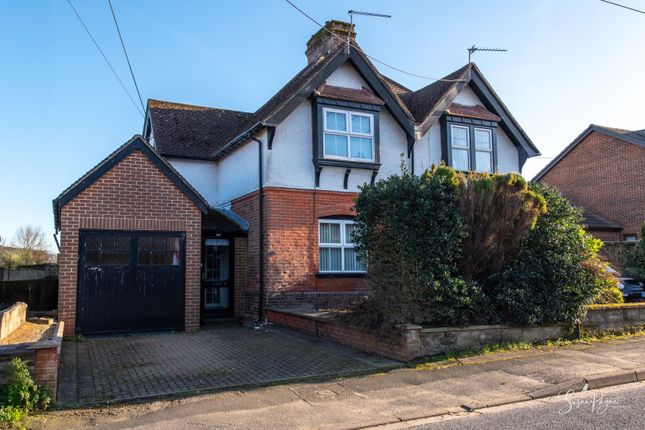 Station Road, Wootton Bridge, Ryde 3 bed semi