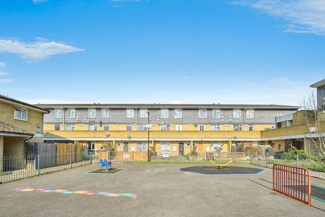 2 bedroom maisonette for sale